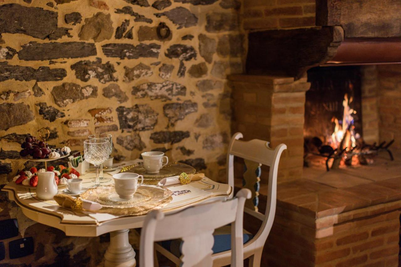 San Lazzo Luxury Room - Room & Personal Spa カスティリオーン・フィオレンティーノ エクステリア 写真